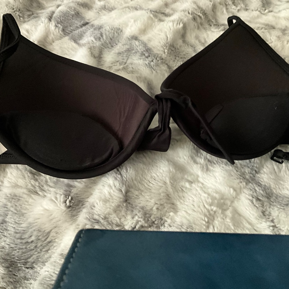 Body Glove Bikini Top,,Black, size L - Picture 3 of 4